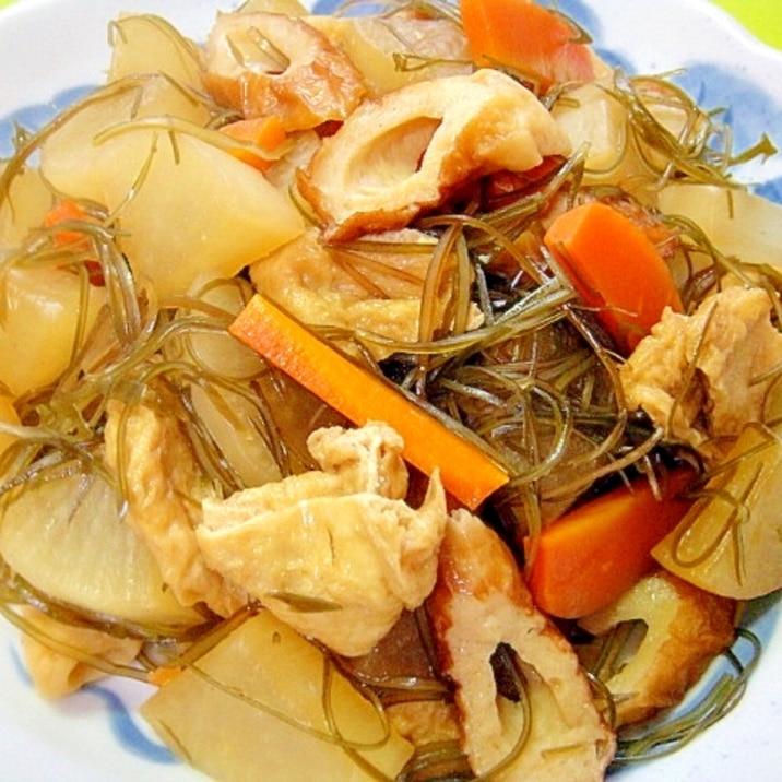 大根と刻み昆布ちくわ油揚げの煮物 レシピ 作り方 By Mint74 楽天レシピ
